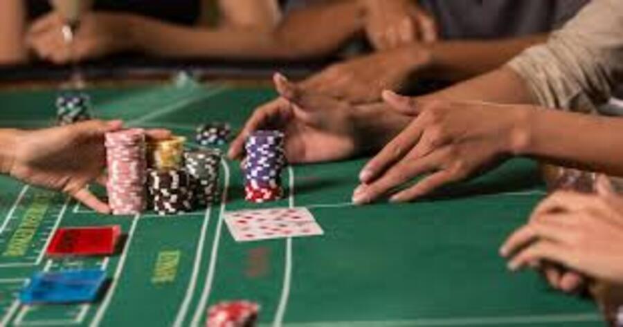 how to bet on baccarat